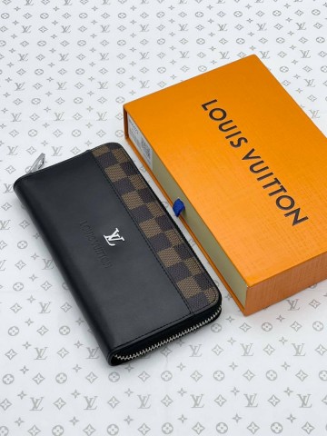 Louis Vuitton кошелек
