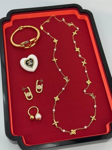 Louis Vuitton серьги