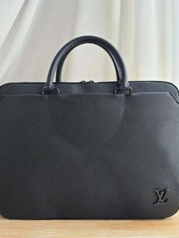 Louis Vuitton портфель