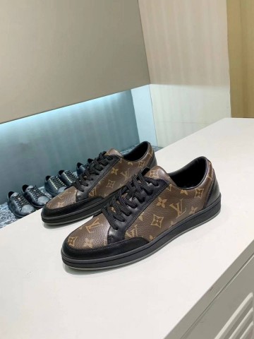 Louis Vuitton кроссовки