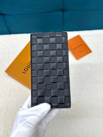 Louis Vuitton кошелек