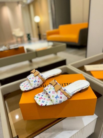 Louis Vuitton TM 6AM Flat Mule шлепанцы
