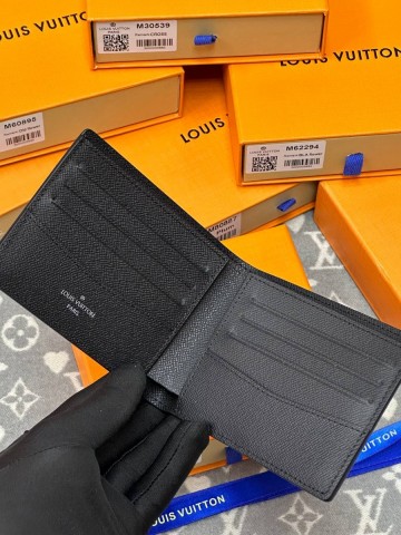 Louis Vuitton кошелек