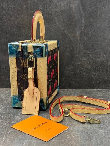 Louis Vuitton сумка