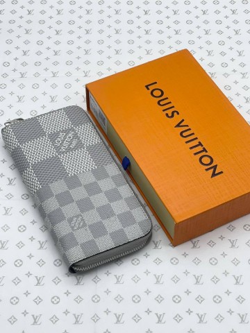 Louis Vuitton кошелек
