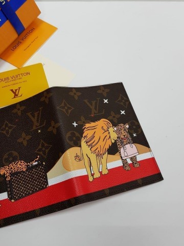 Louis Vuitton обложка на паспорт