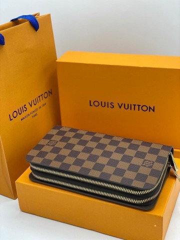 Louis Vuitton кошелек