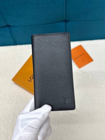 Louis Vuitton кошелек