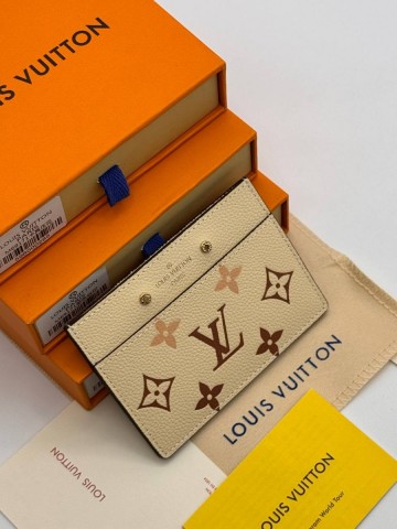 Louis Vuitton картхолдер