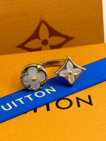 Louis Vuitton кольцо
