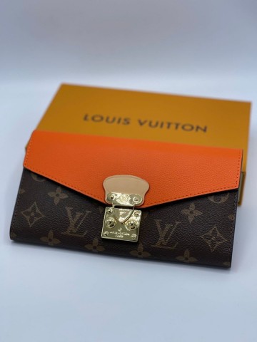 Louis Vuitton кошелек