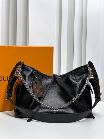 Louis Vuitton Carry All Cargo Vibe сумка