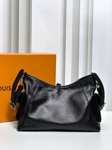 Louis Vuitton Carry All Cargo Vibe сумка