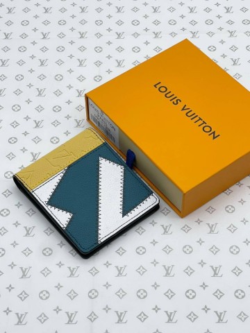 Louis Vuitton кошелек
