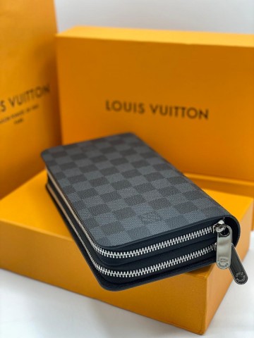 Louis Vuitton кошелек
