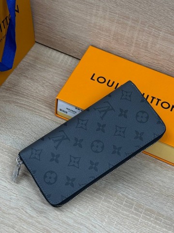 Louis Vuitton кошелек