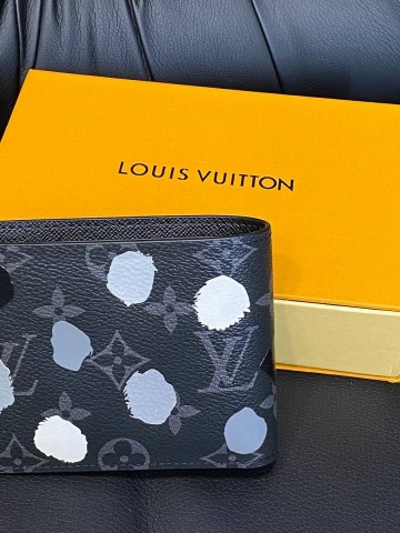Louis Vuitton кошелек