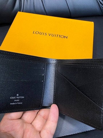 Louis Vuitton кошелек