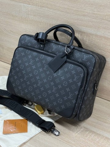 Louis Vuitton портфель