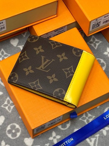 Louis Vuitton кошелек
