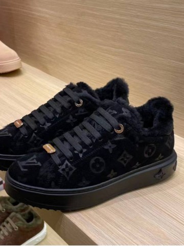 Louis Vuitton Time Out кроссовки