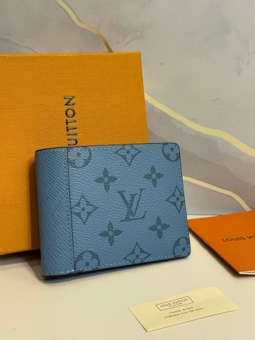 Louis Vuitton кошелек