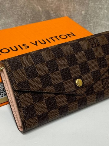 Louis Vuitton кошелек