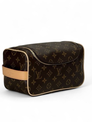 Louis Vuitton косметичка