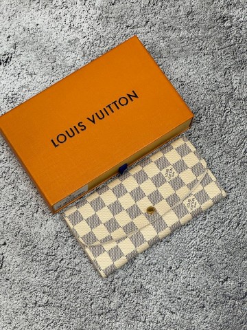 Louis Vuitton кошелек