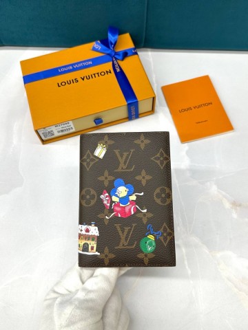 Louis Vuitton обложка на паспорт
