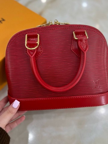 Louis Vuitton Alma BB сумка