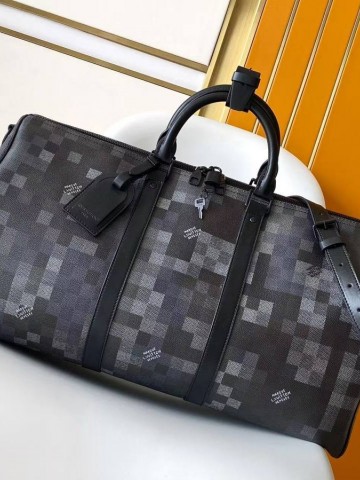 Louis Vuitton Keepall Bandoulière 50 сумка