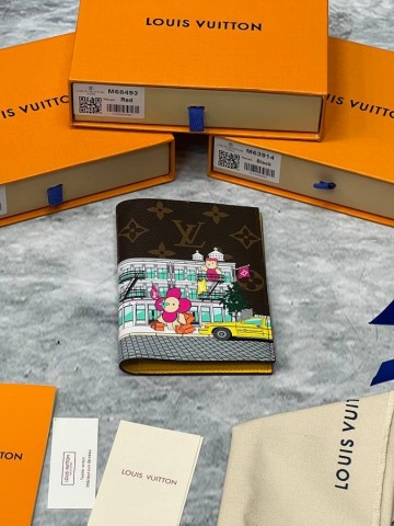 Louis Vuitton обложка на паспорт