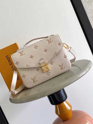 Louis Vuitton pochette metis сумка