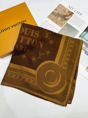 Louis Vuitton платок