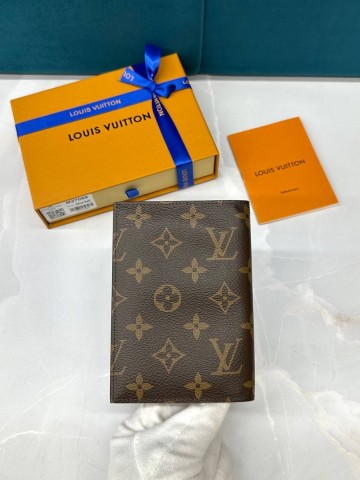 Louis Vuitton обложка на паспорт