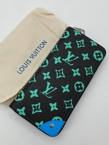 Louis Vuitton кошелек