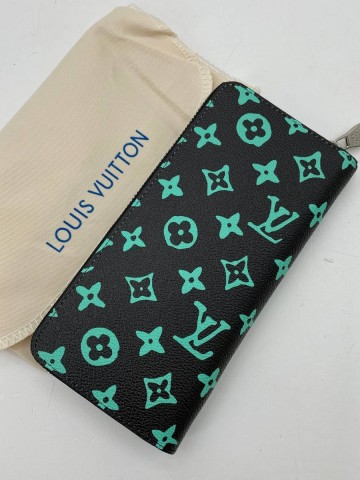Louis Vuitton кошелек