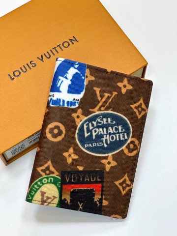 Louis Vuitton обложка на паспорт