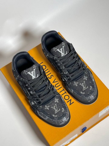 Louis Vuitton Trainer кроссовки