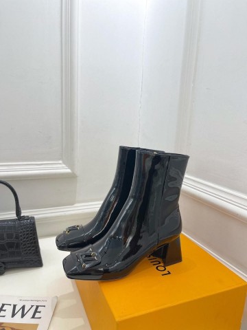 Louis Vuitton ботильоны