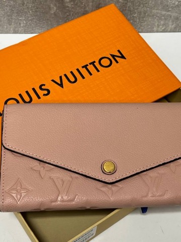 Louis Vuitton кошелек
