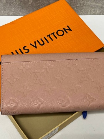 Louis Vuitton кошелек