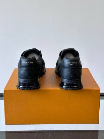 Louis Vuitton кроссовки