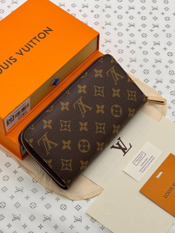 Louis Vuitton кошелек