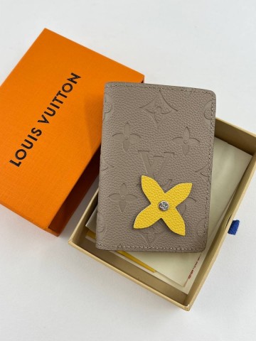 Louis Vuitton картхолдер
