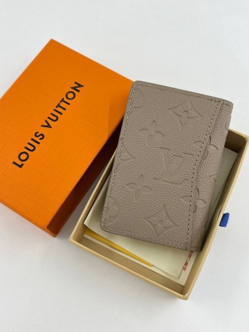 Louis Vuitton картхолдер