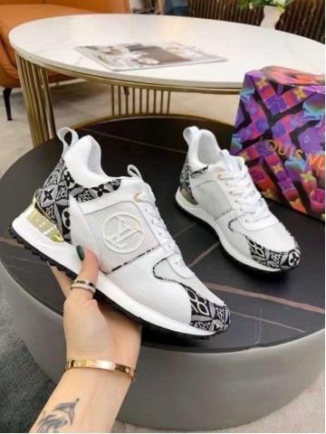 Louis Vuitton кроссовки