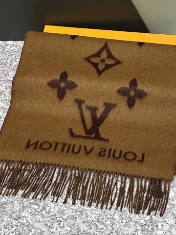 Louis Vuitton Reykjavik шарф