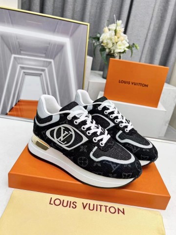 Louis Vuitton Neo Run Away кроссовки